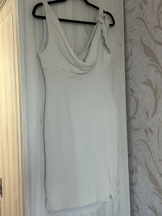 Шикарна коктейльна шовкова сукня Armani, розмір М