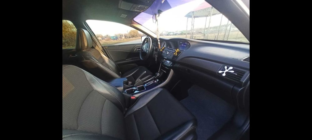 Honda Accord 9 (Рестайлинг)