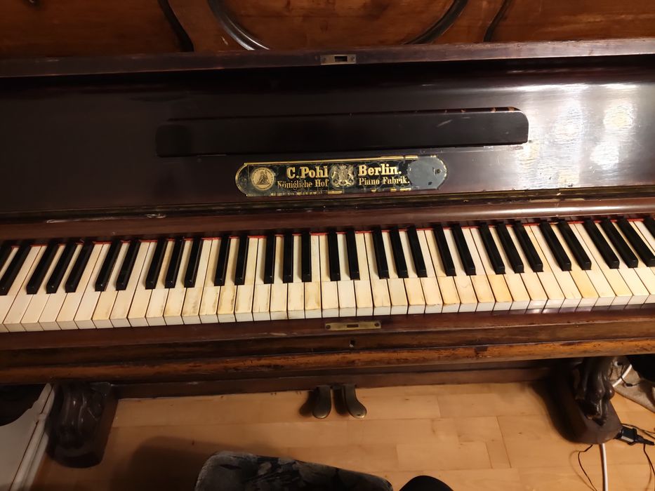 Pianino Berlin Fabric C Phol