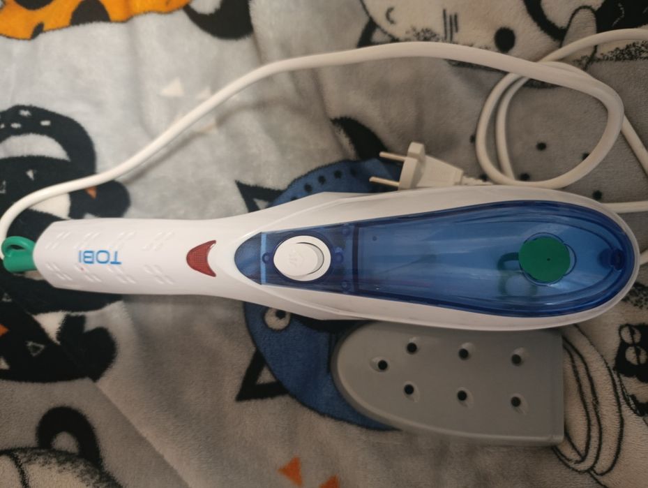 ручний відпарювач для одягу Tobi Steam Brush
