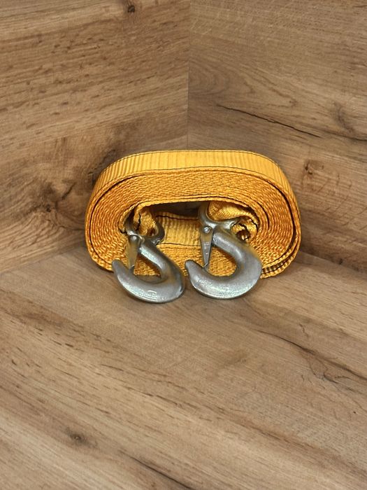 Трос буксировочный 8т 5,5м