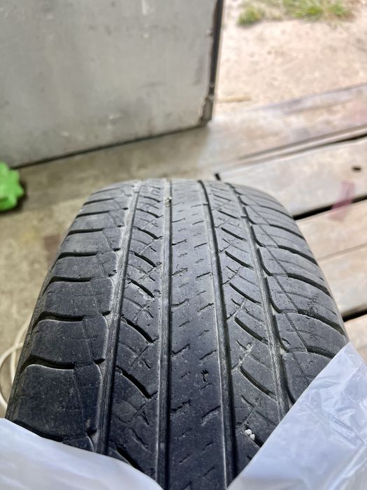 225 65 r17 Michelin Latitude