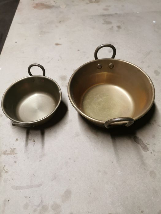 2 panelas em cobre para decoração
