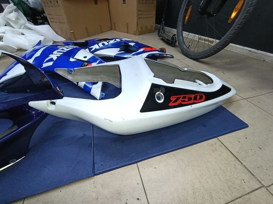 Owiewki Suzuki GSXR K1 K2 K3