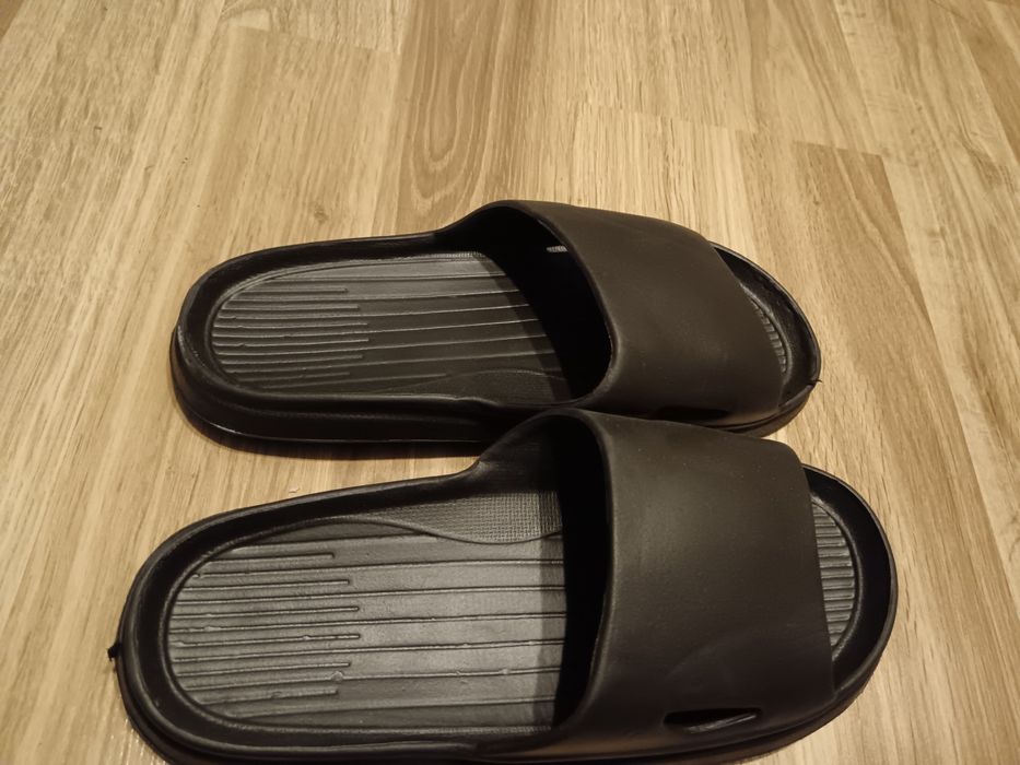 Klapki męskie 42-43