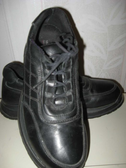 Кроссовки  кожаные теплые потрясающие мощные суперcтильные р44 ст 29см