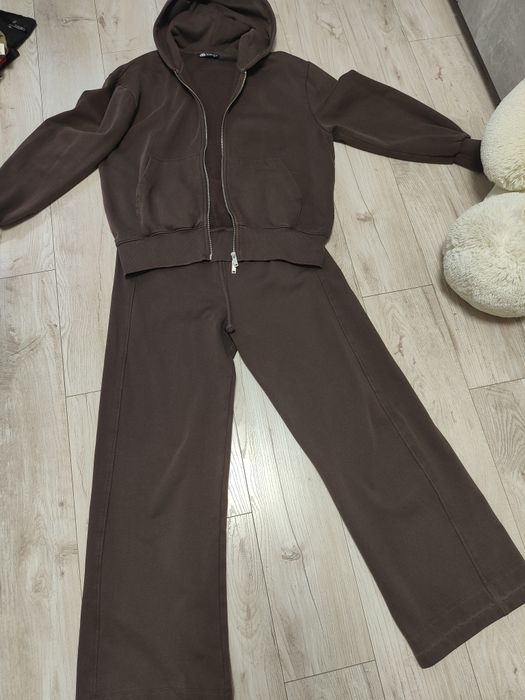 женский костюм Zara, p. M