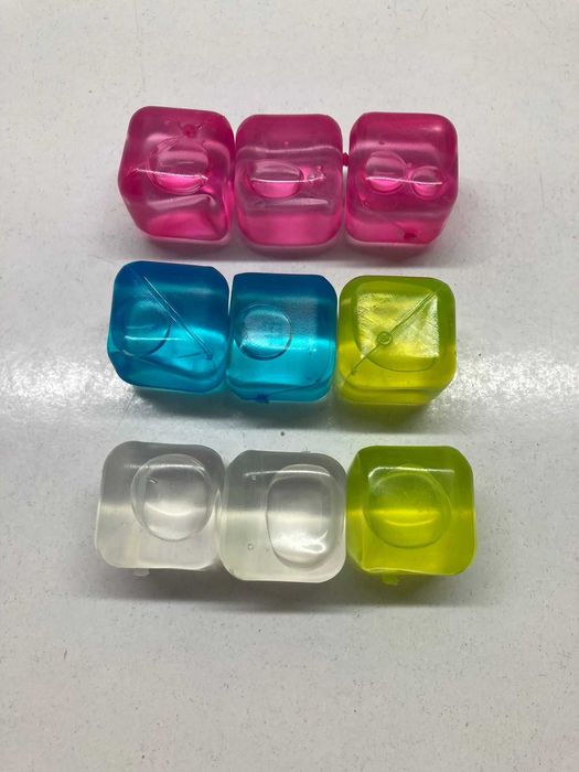 9 Reusable Ice Cubes425179226487531520