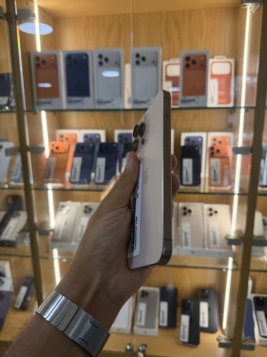 IPHONE 16 PRO MAX 256 semi novo