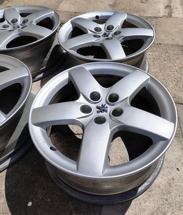 Felgi Speedline 7Jx17 ET48 Peugeot 5x108
