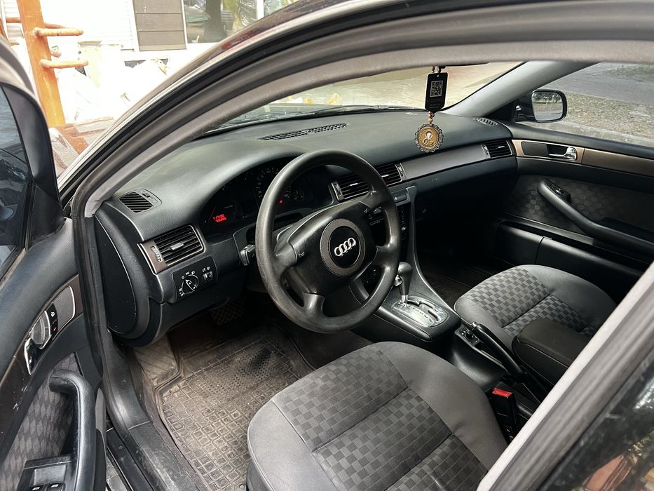 Прода Audi a6 c5 2001 рік 2.5 автомат