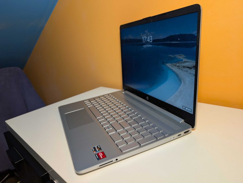 Laptop HP 15s-eq2704nw Ryzen 5 5500U 16GB ram