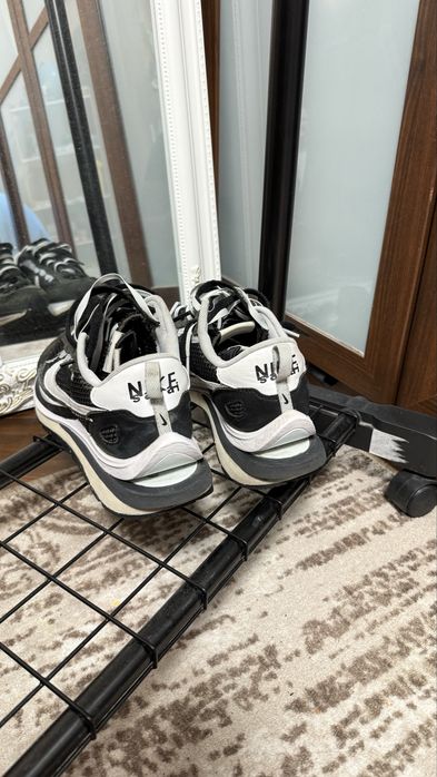 nike sacai vaporwaffle. найк сакаи