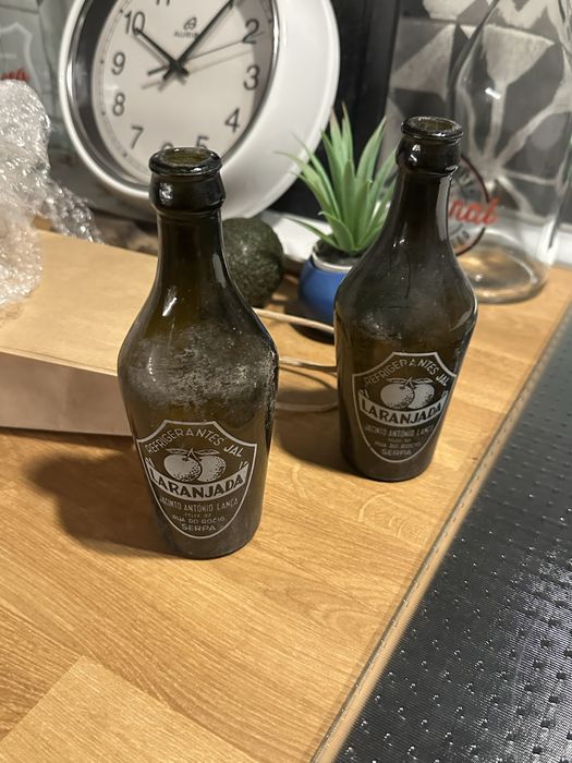 Garrafa pirogravada Refrigerantes JAL Serpa selada