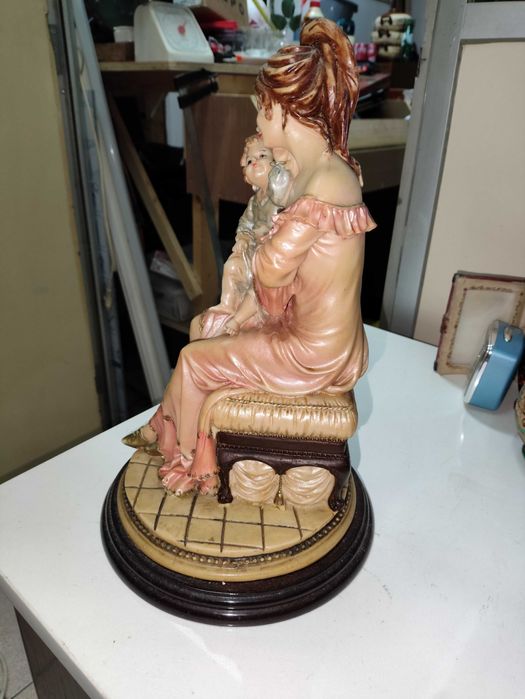 3 Estátuas antiga marfinite - Coleçao mãe com filho ao colo