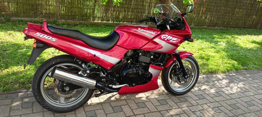 Kawasaki GPZ 500 S