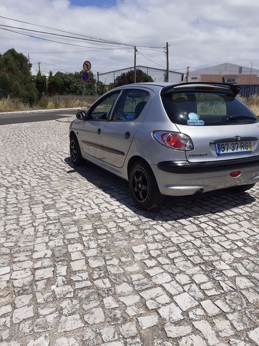 Peugeot 206 em bom estado