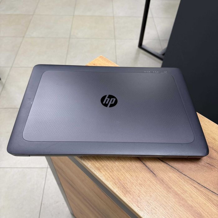Ноутбук HP ZBook G3 - 17.3" FHD IPS/i7 6700HQ/Quadro M1000M 2 GB/16 GB
