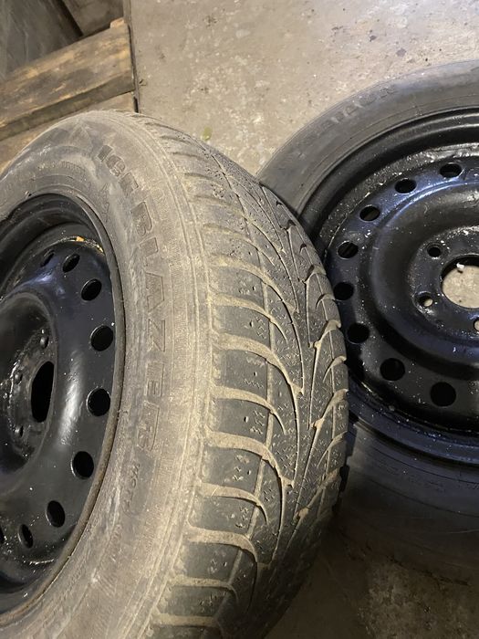 Зимняя резина с диском R15