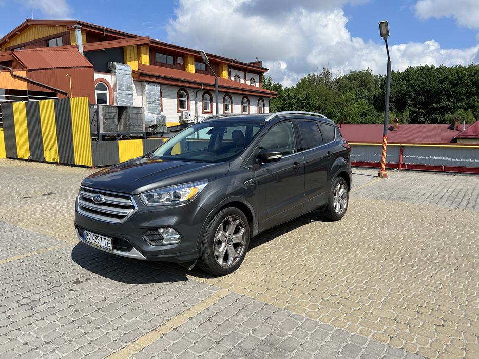 ТЕРМІНОВО! Ford Escape 2019