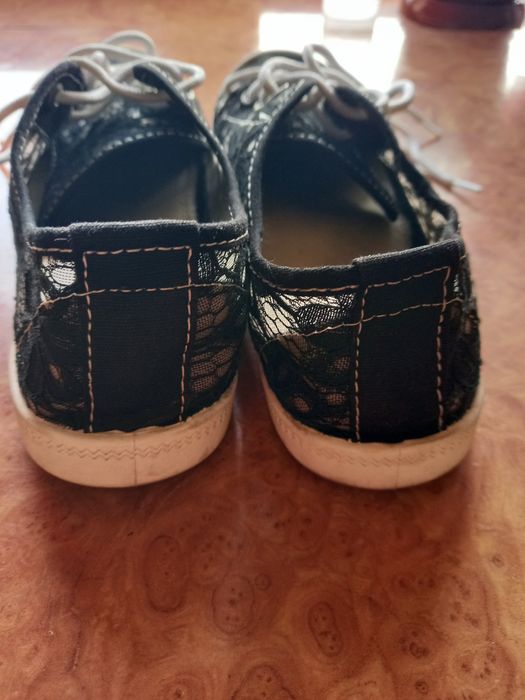 Кеды жіночі. 24.5см. Як нові