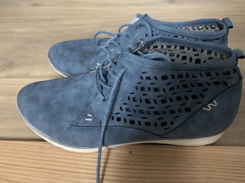 Botki 37 niebieskie ażurowe