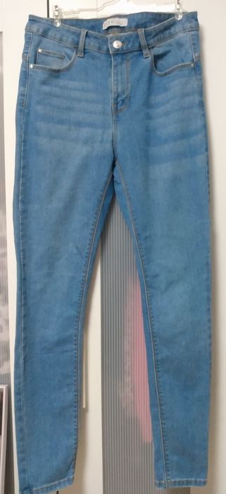 Spodnie jeansy Denim rurki 40 push up