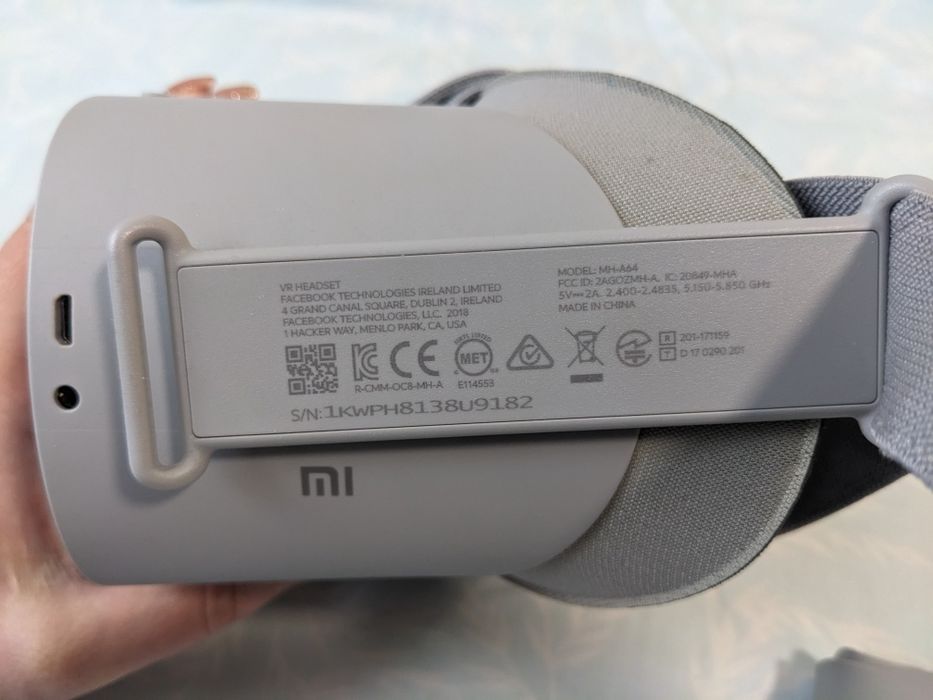 VR-гарнитура Oculus Go 64 Гб