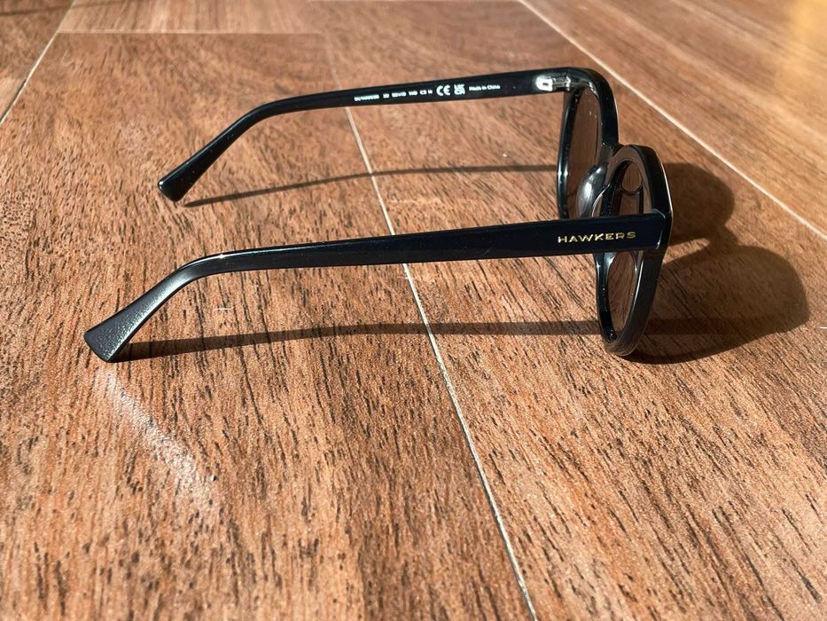 Hawkers Black Dark Resort (novos, com caixa)