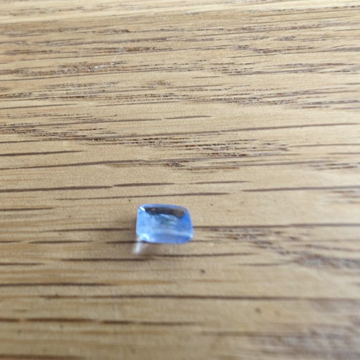 Tanzanit naturalny 0,75 ct
