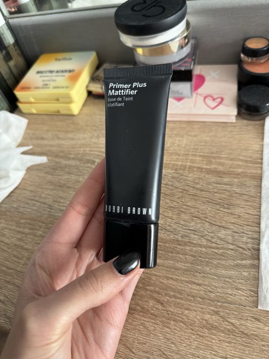 База під макіяж bobbi brown