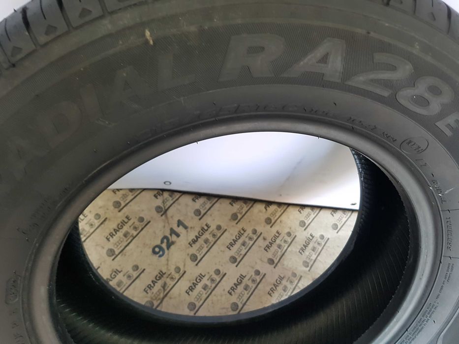 Nowa Opona Hankook Radial RA28E  215/65R16C  215/65/16C