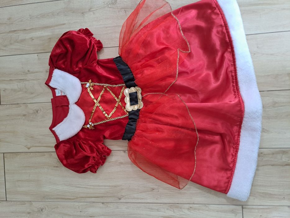 Strój Mikołajki 4-5lat