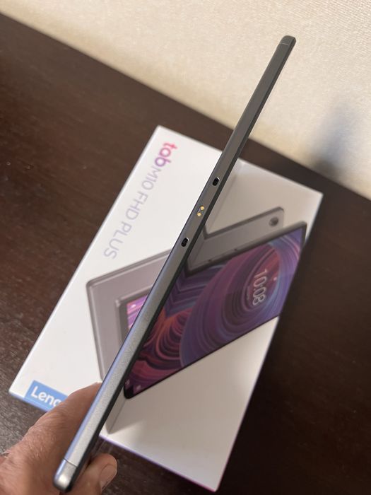 Планшет Lenovo tab M-10 FHD plus