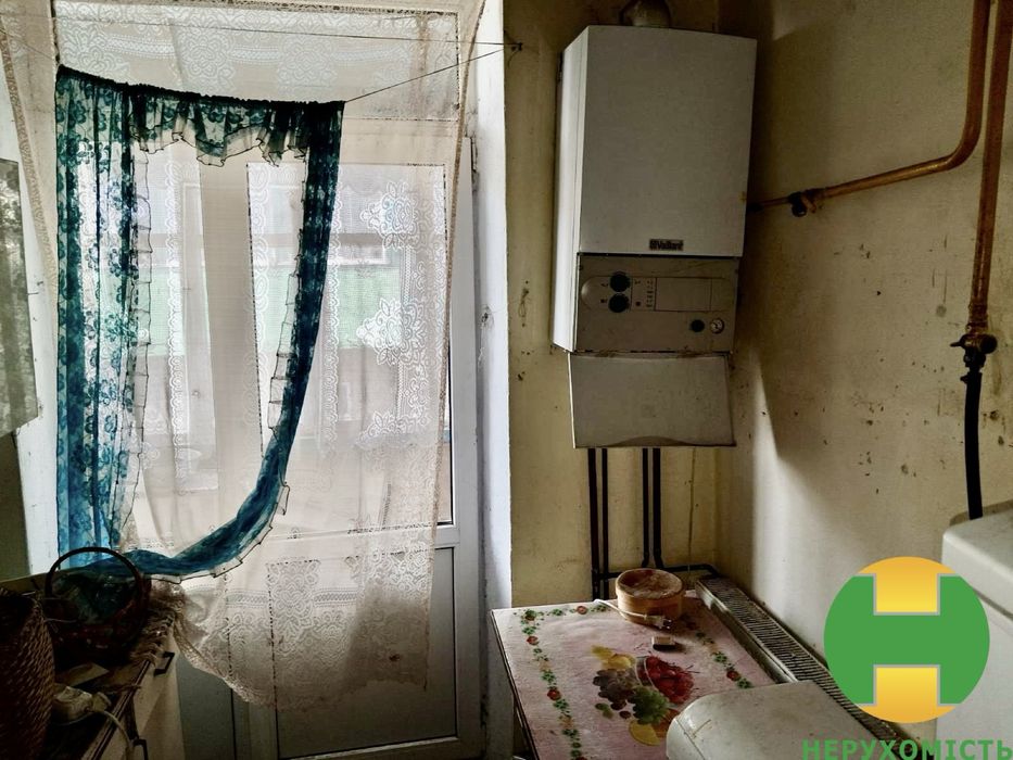 Продається 1-кімнатна квартира в центрі міста. Чортків