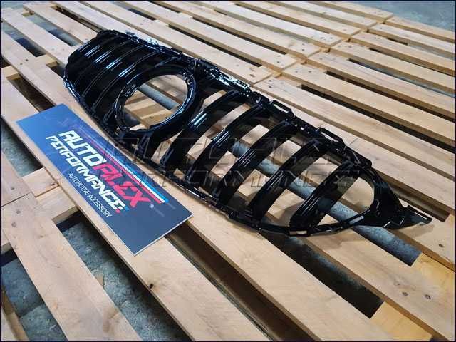 Grelha Capo Mercedes C W205  AAP50315