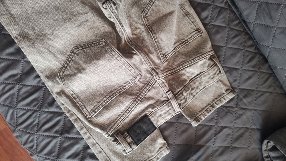 Spodnie mom fit Sinsay 34