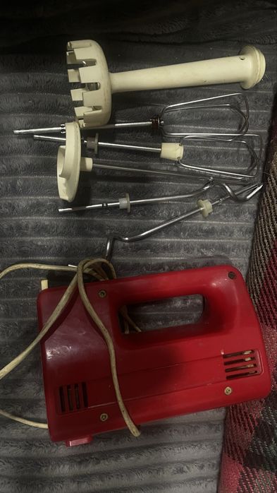 Міксер в робочому стані