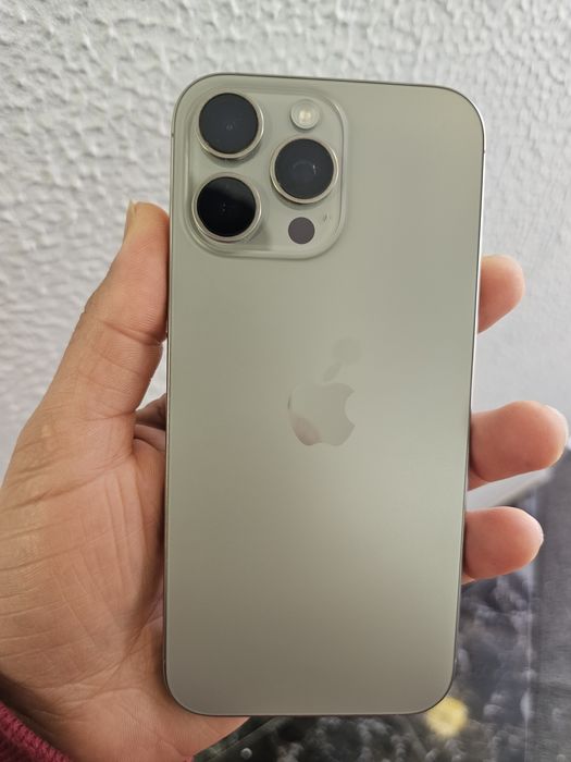 Iphone 16 pro max..256gb