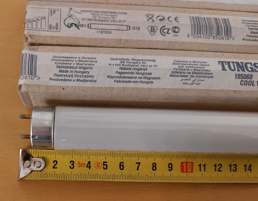 Świetlówki F15T8 cold white - 4 szt., KRK