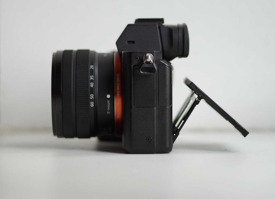 Sony A7 II  + Sony FE 28-60