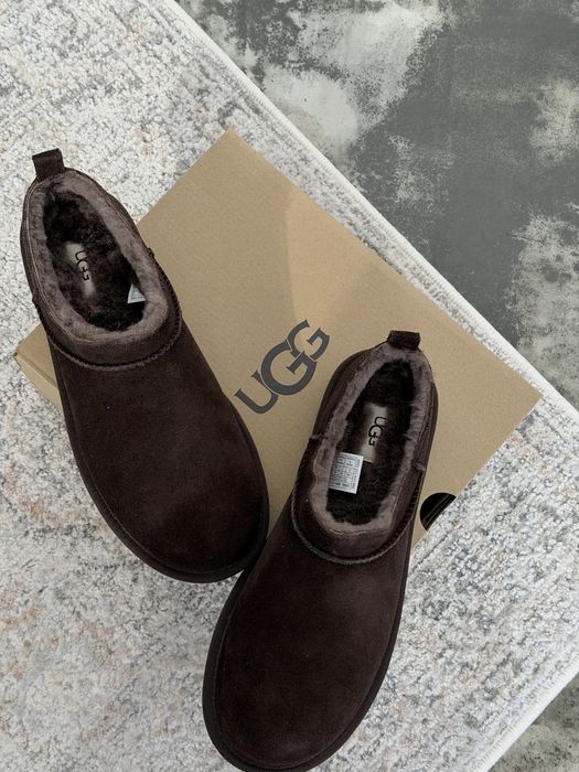 Замшеві капці UGG Classic Micro