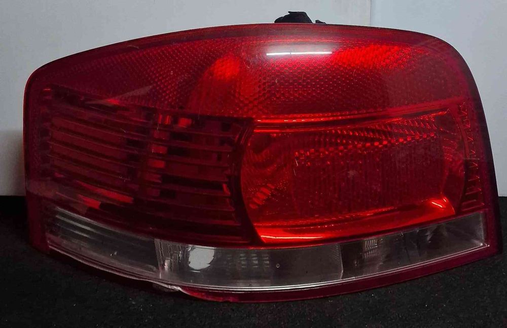 Farolim Esquerdo 8p09450950259 - AUDI A3