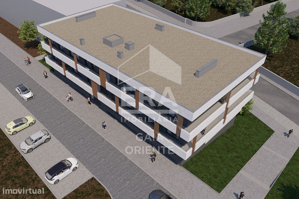 Apartamento T2 Novo no Último Piso com Varanda