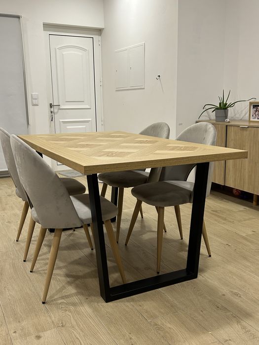 Mesa de jantar - como nova