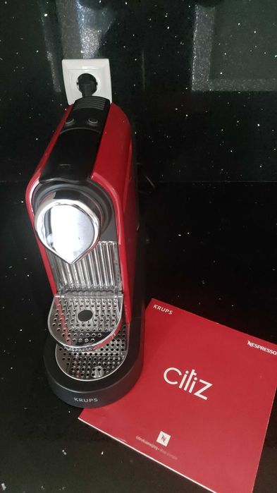 Nespresso CitiZ Cherry Red - Como NOVA