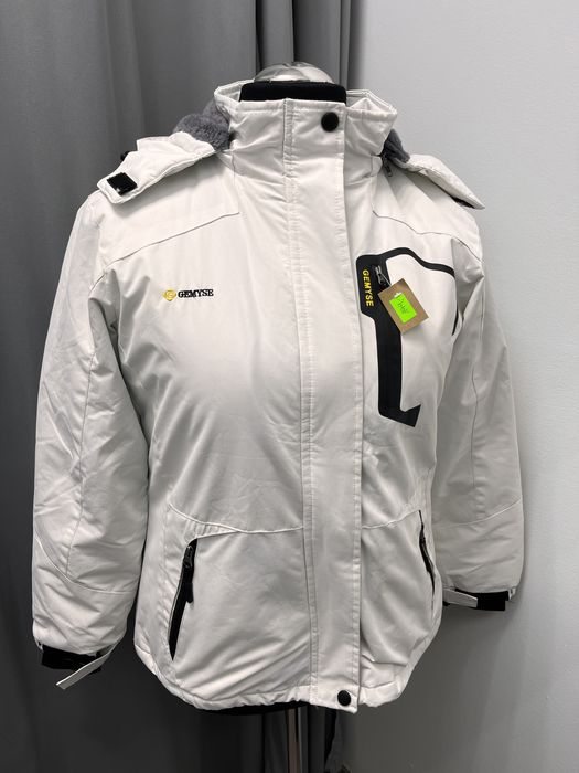 Biala kurtka zimowa roz.L Gemyse