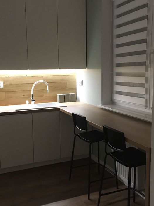 „KASPRZAKA 17- 2os Studio Zielone