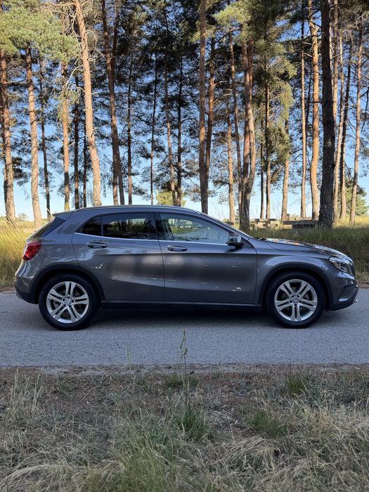 Mercedes-Benz GLA 180d | URBAN | AUT.