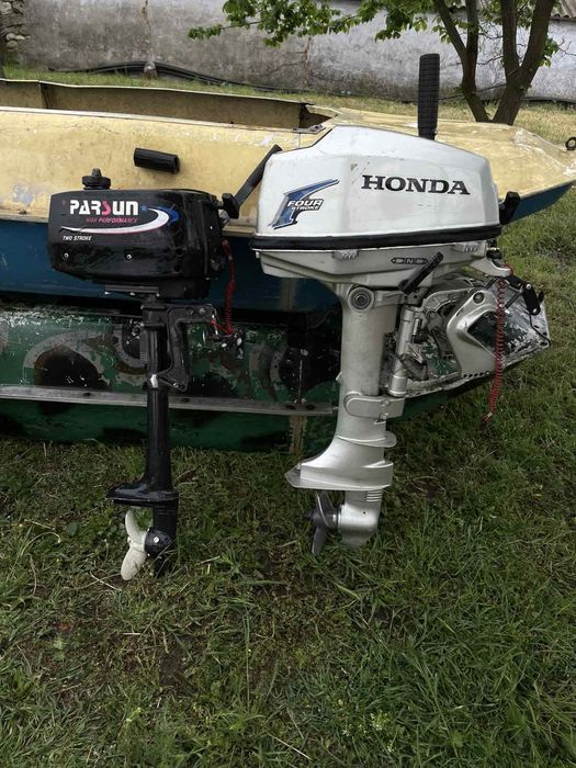 Лодка Крым в хорошем состояние !